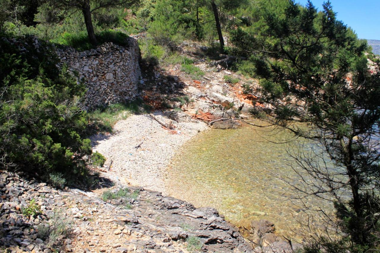 Apartments By The Sea Basina, Hvar - 542 Vrbanj エクステリア 写真