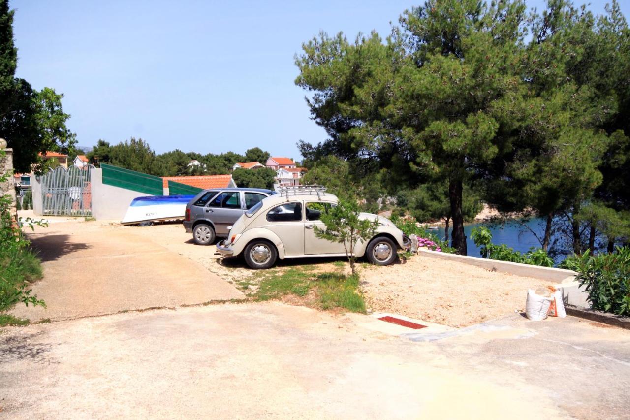 Apartments By The Sea Basina, Hvar - 542 Vrbanj エクステリア 写真