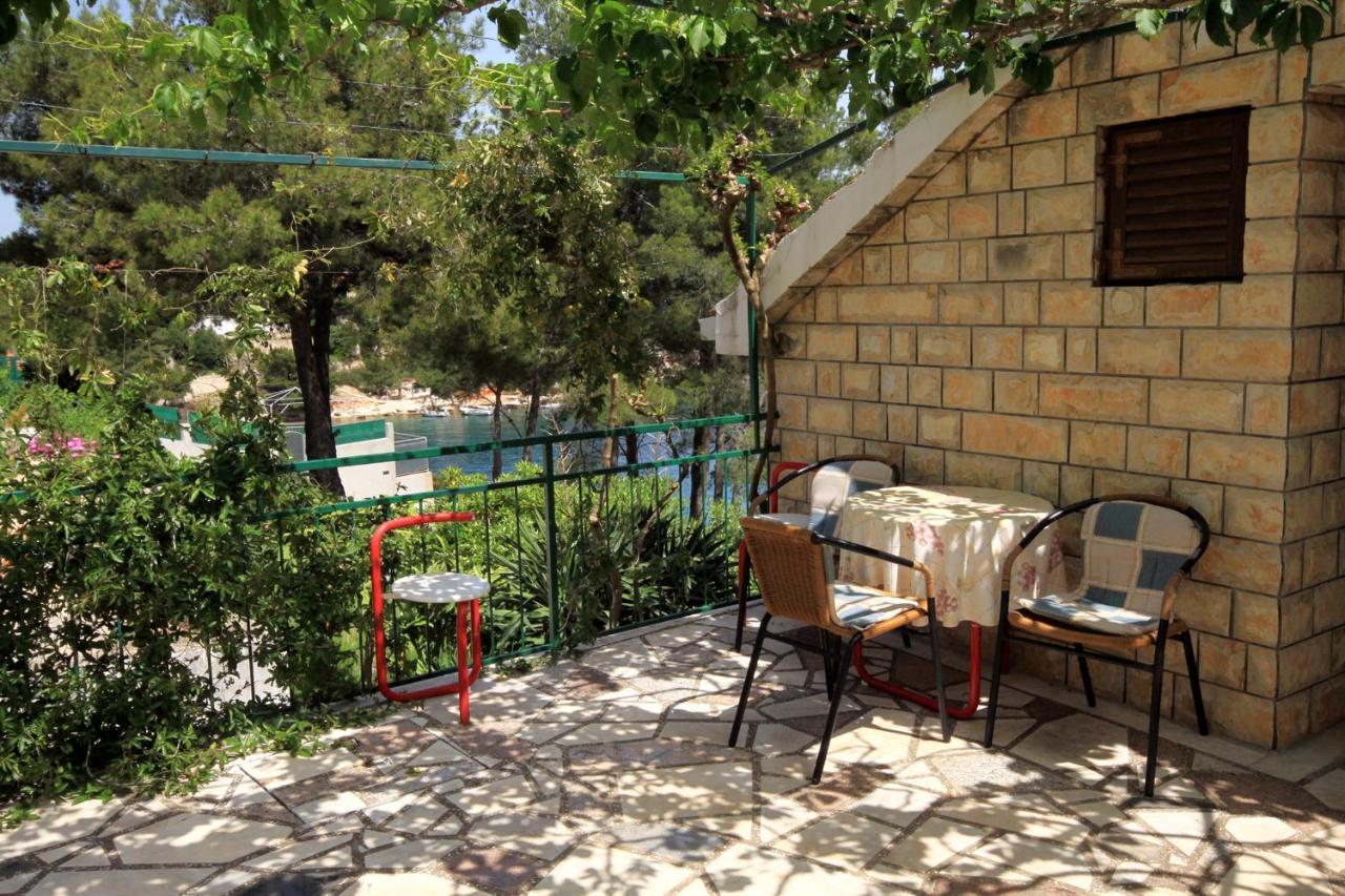 Apartments By The Sea Basina, Hvar - 542 Vrbanj エクステリア 写真